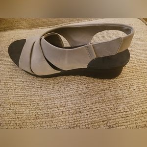 Clarks cloudsteppers